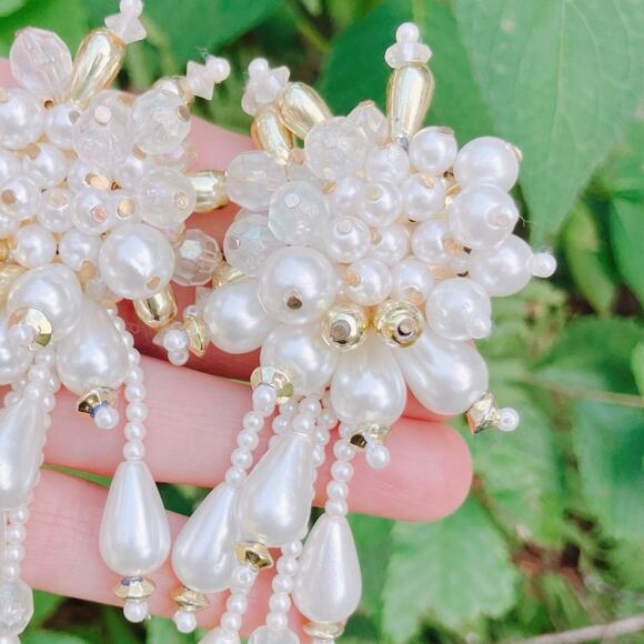 VTG Dangle Earrings Mid Century Gold Tone Faux Pearl AB Clip On 1960s - Picture 11 of 11